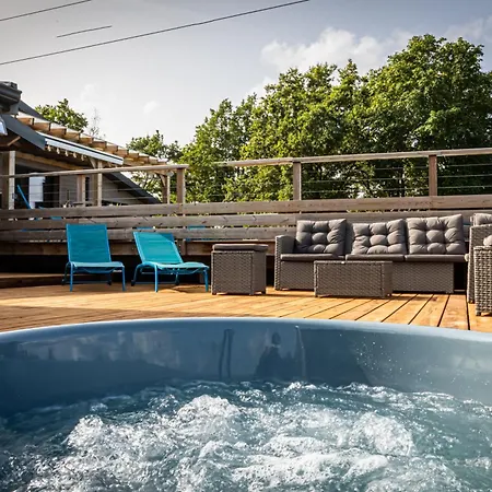 Luxe Et Nature Villa *